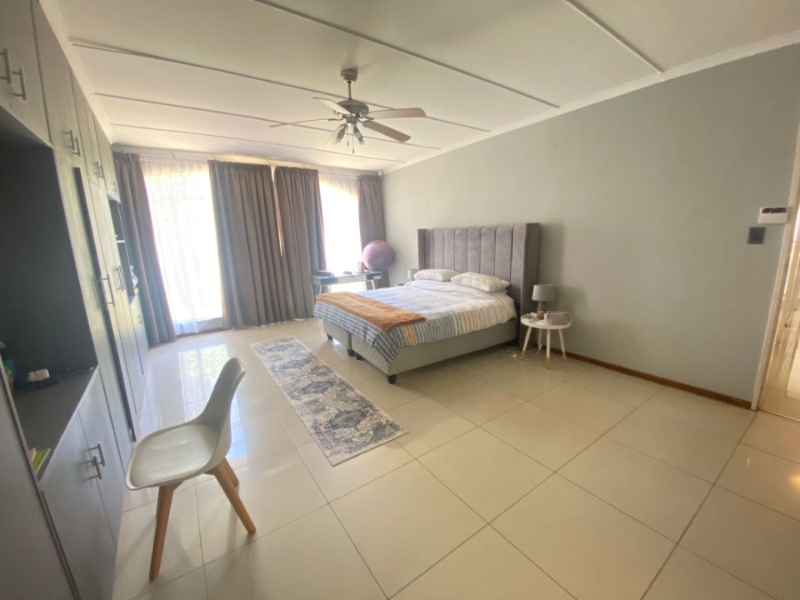 4 Bedroom Property for Sale in Hillsboro Free State